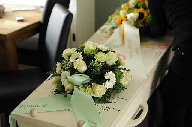 Coroa de Flores para Enterros e Funerais